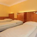酒店 阿斯特洛公寓式酒店 - 尼克特劳忽尔酒店 4*