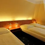 阿斯特洛公寓式酒店 - 尼克特劳忽尔酒店 酒店
