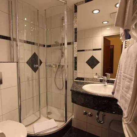 Hotel Astro - Nichtraucherhotel 4*