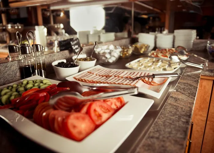 Astro - Nichtraucherhotel Otel 4*