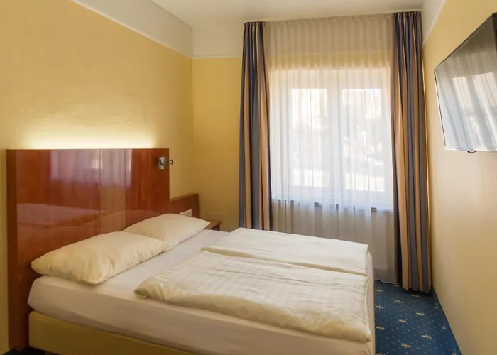 Astro - Nichtraucherhotel Otel