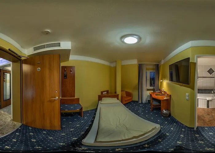 Astro - Nichtraucherhotel 4*