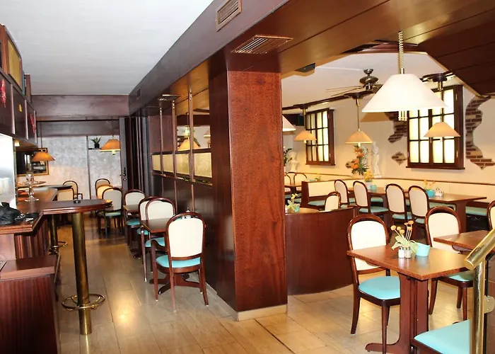 Otel Astro - Nichtraucherhotel 4*