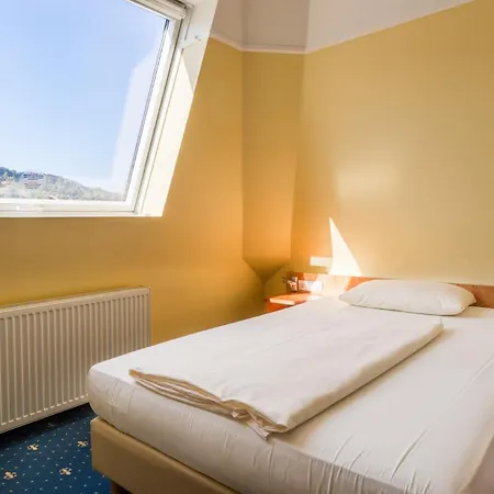 Astro - Nichtraucherhotel