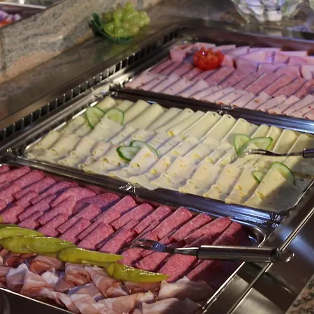 Hotel Astro - Nichtraucherhotel 4*