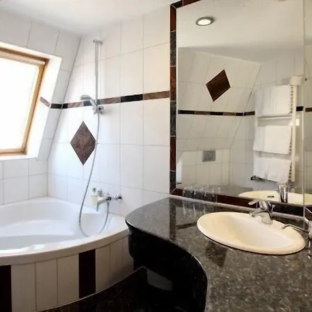 Astro - Nichtraucherhotel Hotel