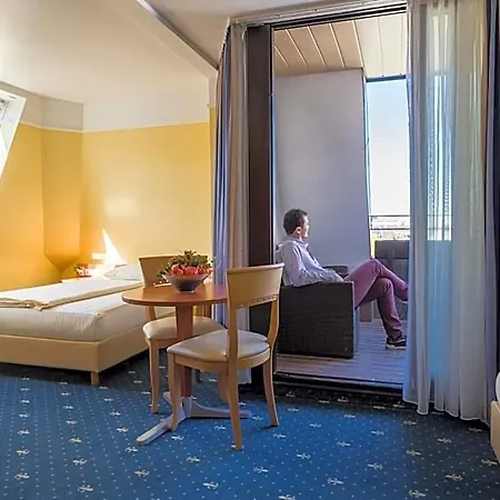 Hotel Astro - Nichtraucherhotel 4*