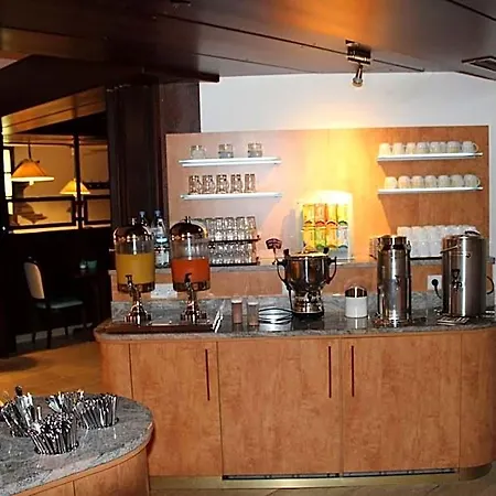 Astro - Nichtraucherhotel 4*