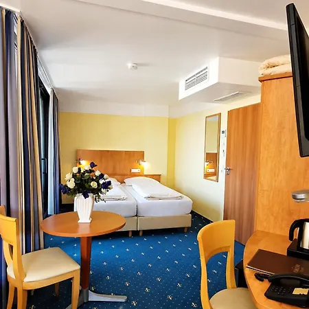Astro - Nichtraucherhotel Štutgart