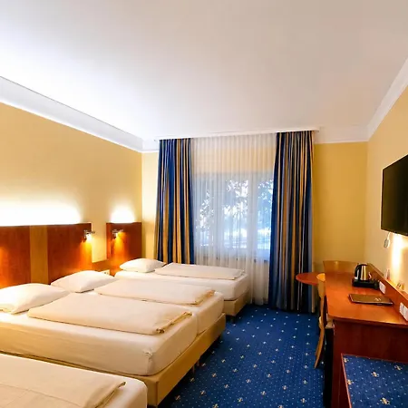 Astro - Nichtraucherhotel Hotel 4*