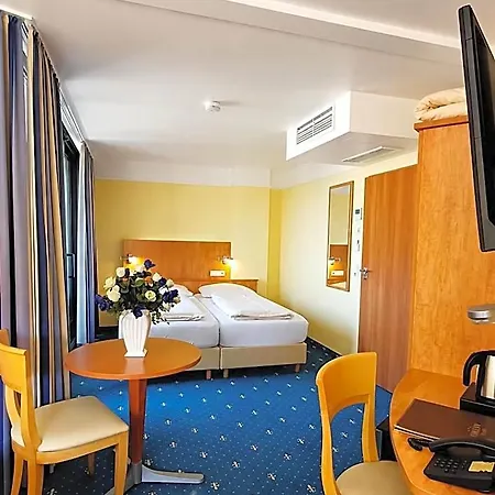 Szálloda Astro - Nichtraucherhotel 4*