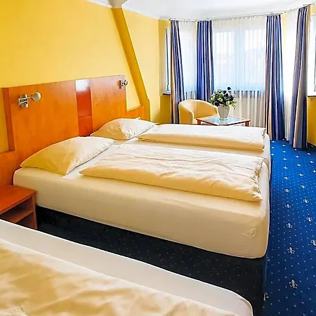 Szálloda Astro - Nichtraucherhotel Stuttgart