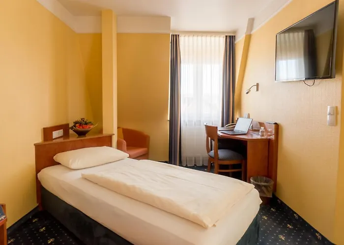 Szálloda Astro - Nichtraucherhotel Stuttgart