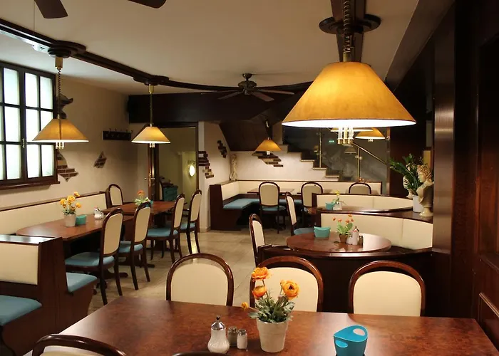 Szálloda Astro - Nichtraucherhotel 4*